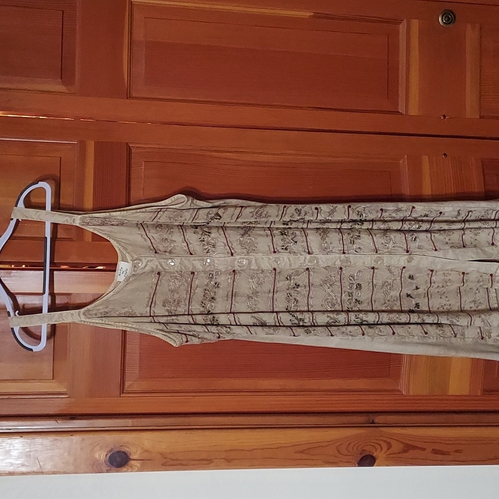 Ruby N Style strapy summer dress, beige with embroidered detail size M
